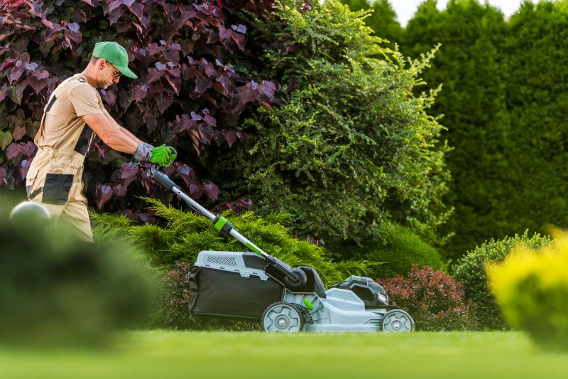 Monthly Yard Maintenance Costs — Cost of Monthly Yard Maintenance